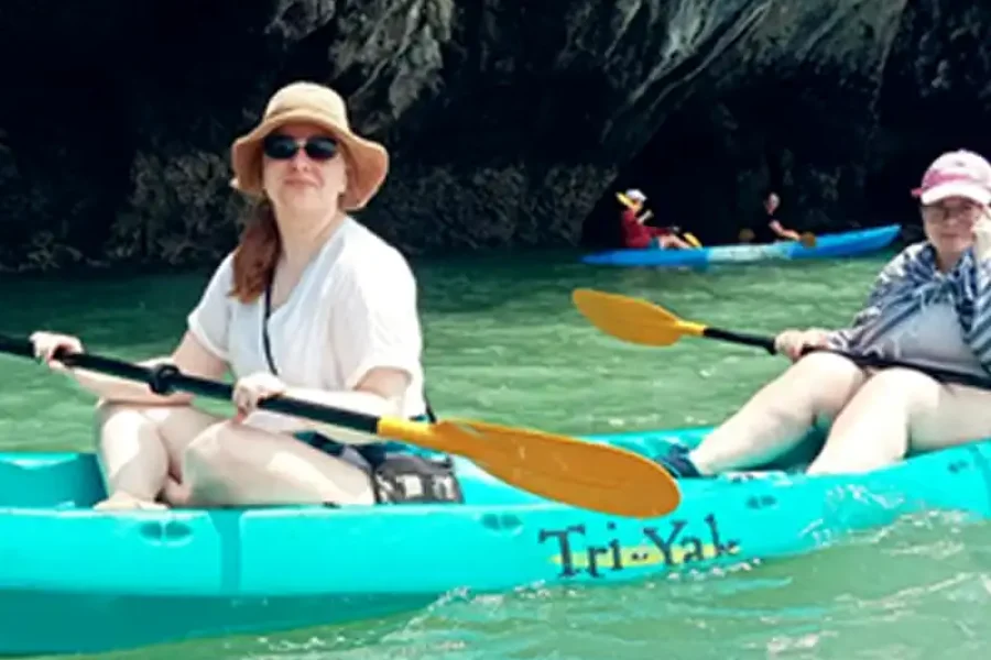 half day kayak koh lanta kayaking at Talabeng sea cave